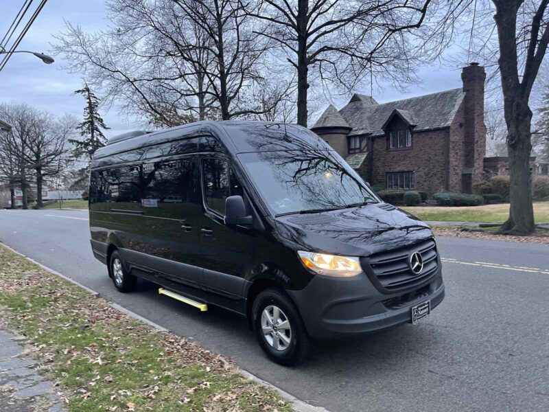 Mercedes Sprinter Black